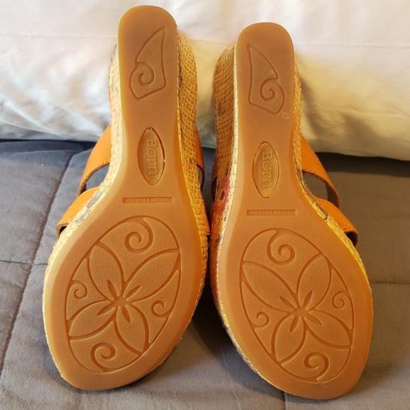 Born Wedge Sandals - Picture 2 of 8